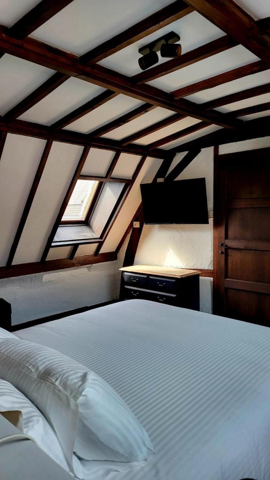De Pelgrim Hotel Tongeren Bagian luar foto