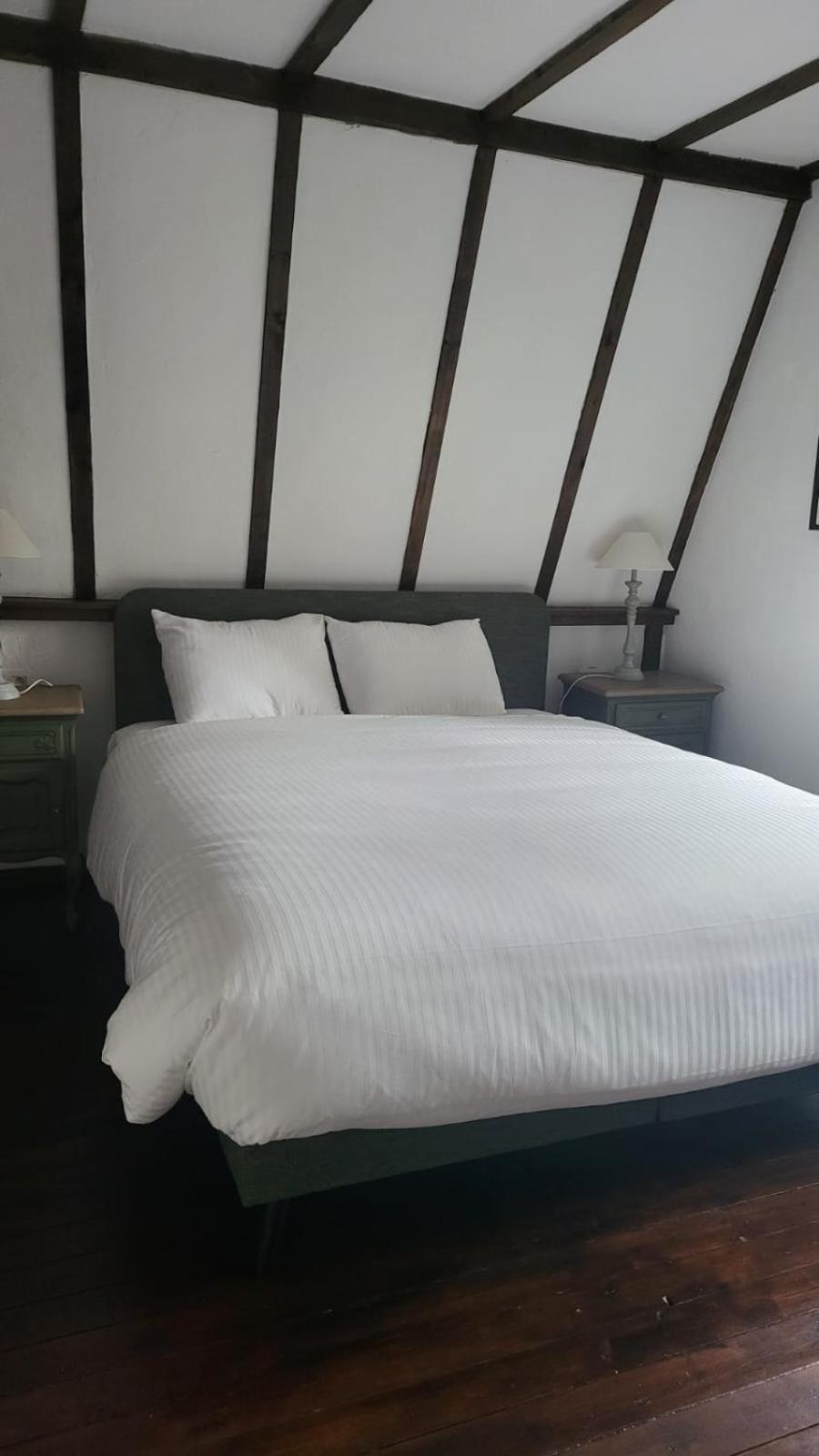 De Pelgrim Hotel Tongeren Bagian luar foto
